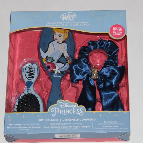 Limited Edition Wet Brush Disney Princess Kit - Picture 1 of 1